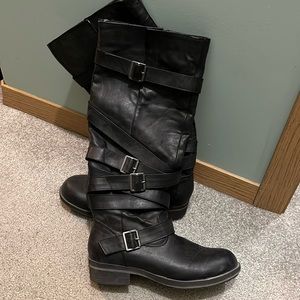 Woman’s Boots
